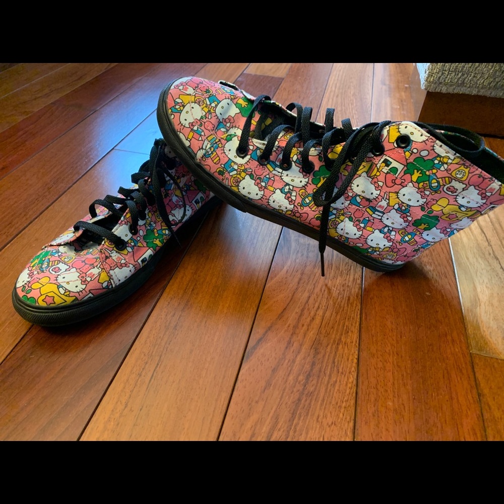 Vans Shoes Limited Edition Hello Kitty Hightop